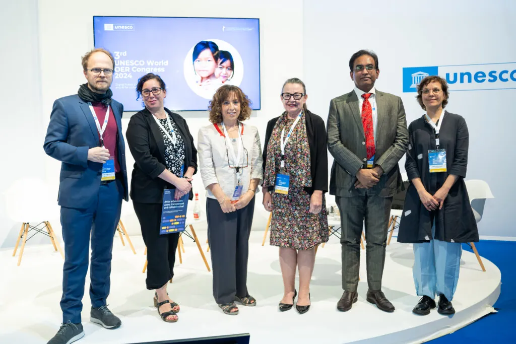 Gruppenfoto beim OER Weltkongress